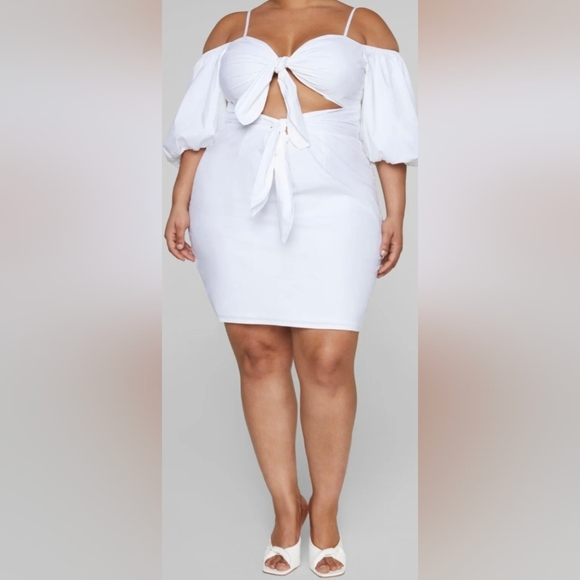 Dress - Picture 1 of 2